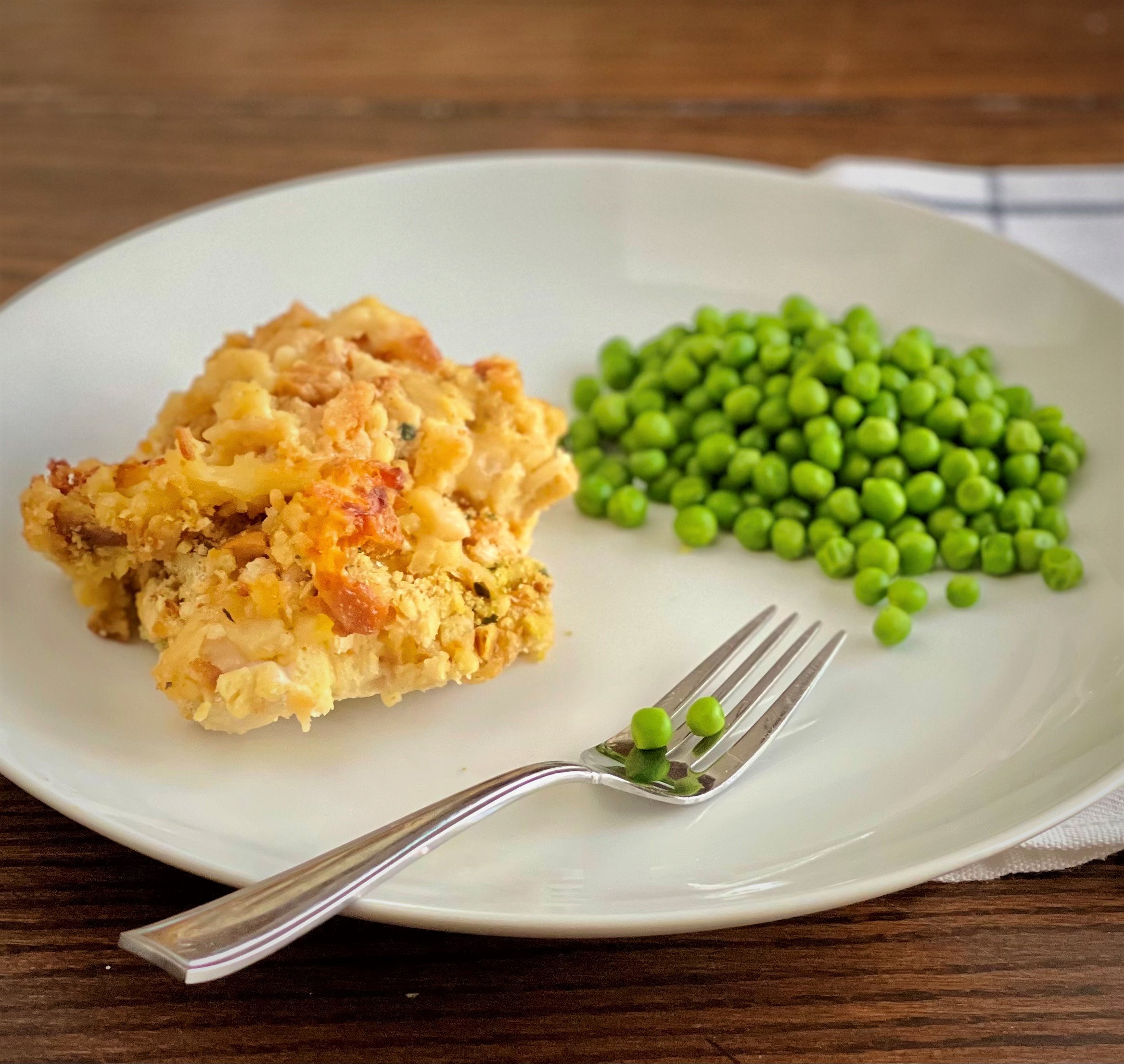 Swiss chicken casserole with Green Garden Peas final